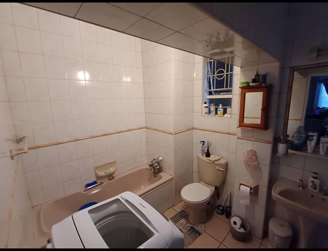 3 BEDROOM TOWNHOUSE RENTED IN BULWER